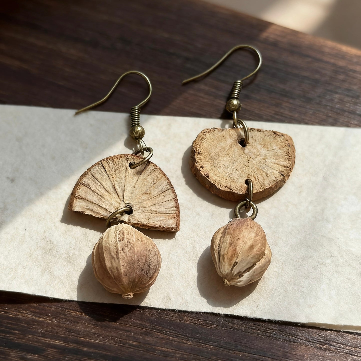 Herbal Verse · Betel Nut & Cardamom Earrings
